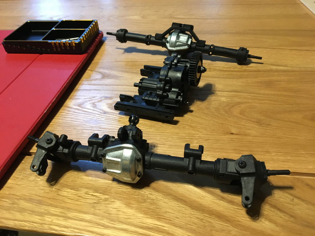 8-AA52805-7-E8-F-452-D-832-E-672-AA21724