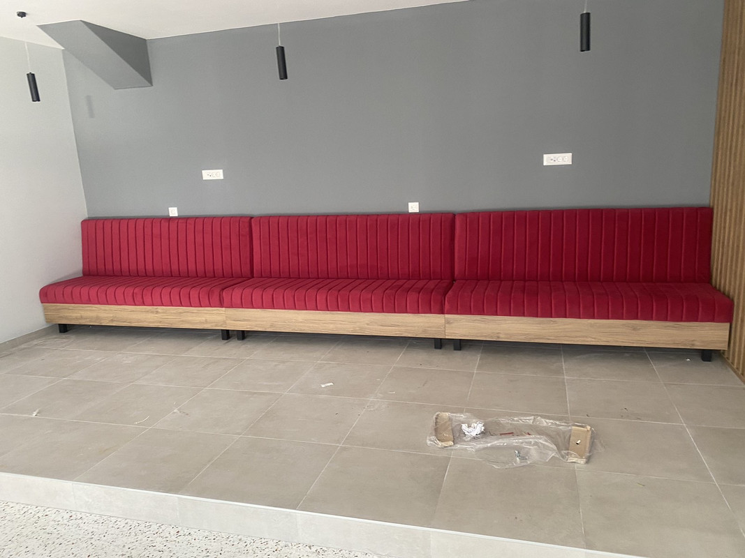 D0C4B538-24EA-4C5A-A346-CC5AA125B470