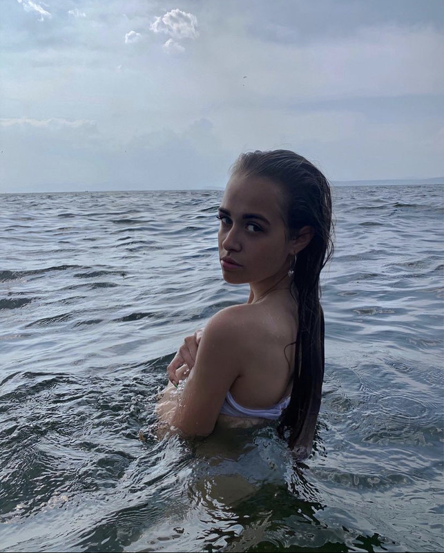 3B7A4C3C-0EBB-4F89-9989-3BE99BB8BF83