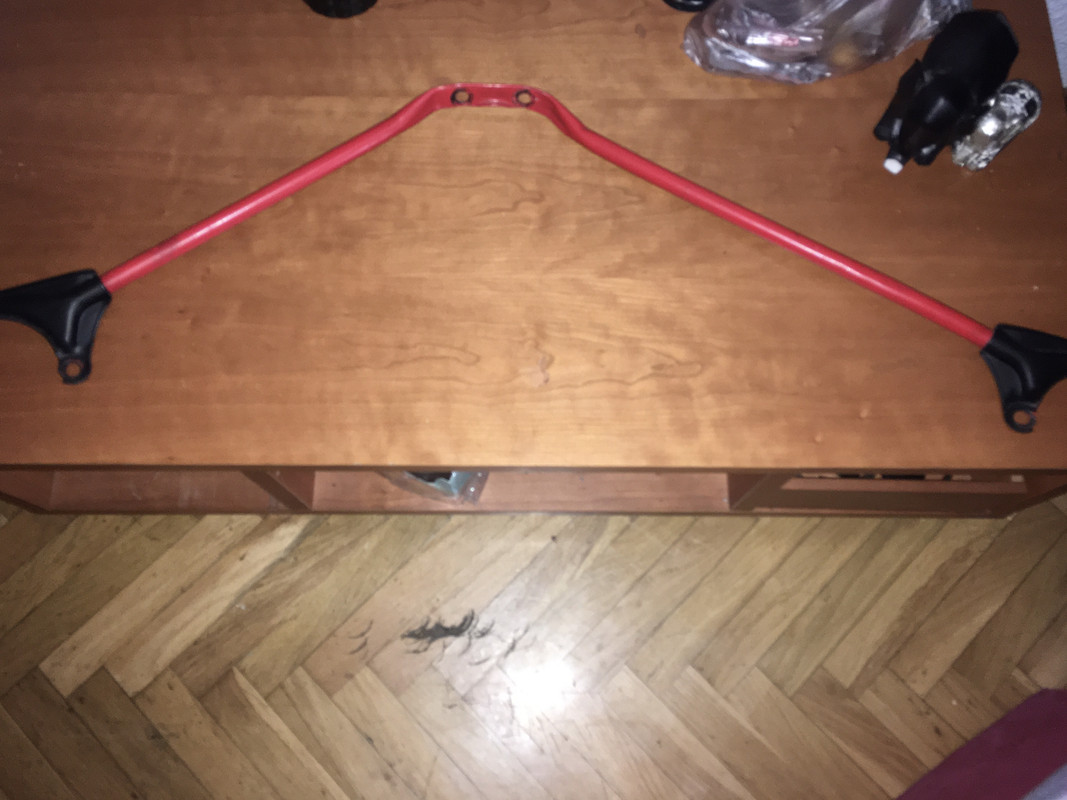 F06E9BF0-CA13-44B0-B212-3FC0A46B8F0F