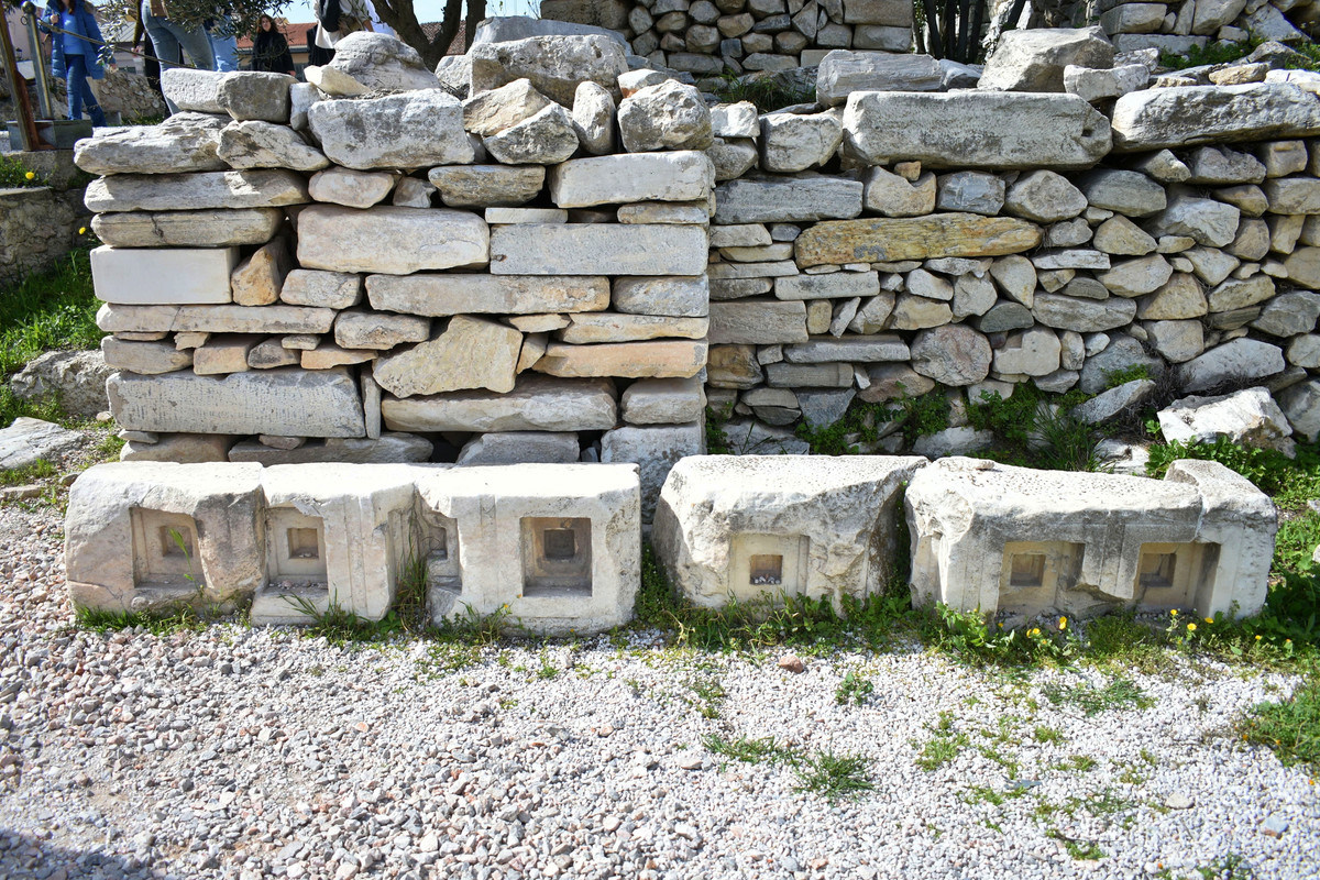 Βιβλιοθήκη του Αδριανού (10)