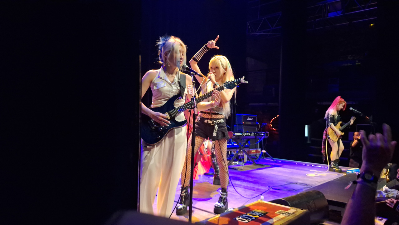 ROLLING QUARTZ - MY TURN EUROPE TOUR 2026 - LE CAFÉ DE LA DANSE - PARIS - 17 AVRIL 2026 [Chronique Concert]
