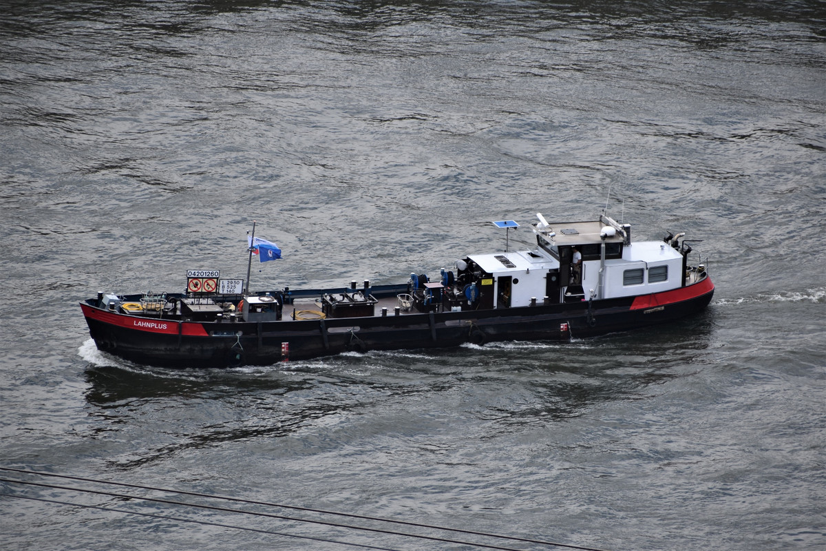 2022.06.27d8 Schiff Lahnplus (1940x1293)