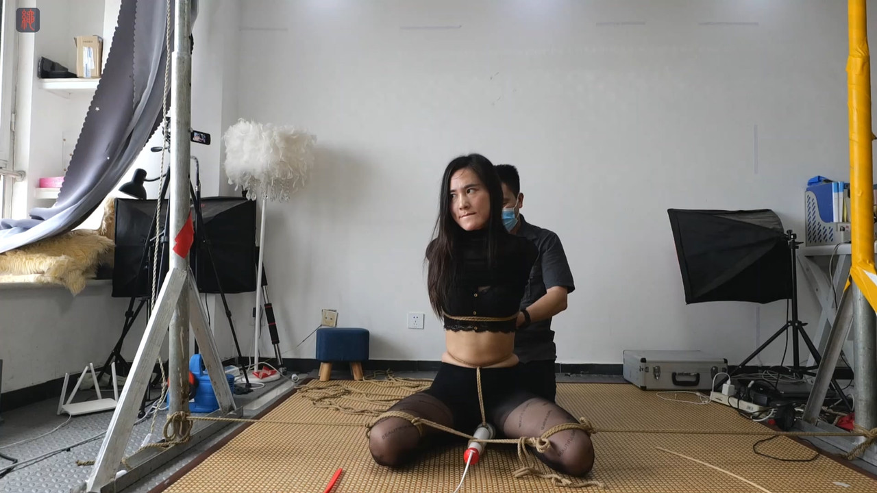 绳之韵 菲菲黑丝游戏 五.mp4_20210916_185157.370