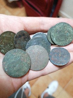 Monedas encontradas 15892085243555079675246428301260
