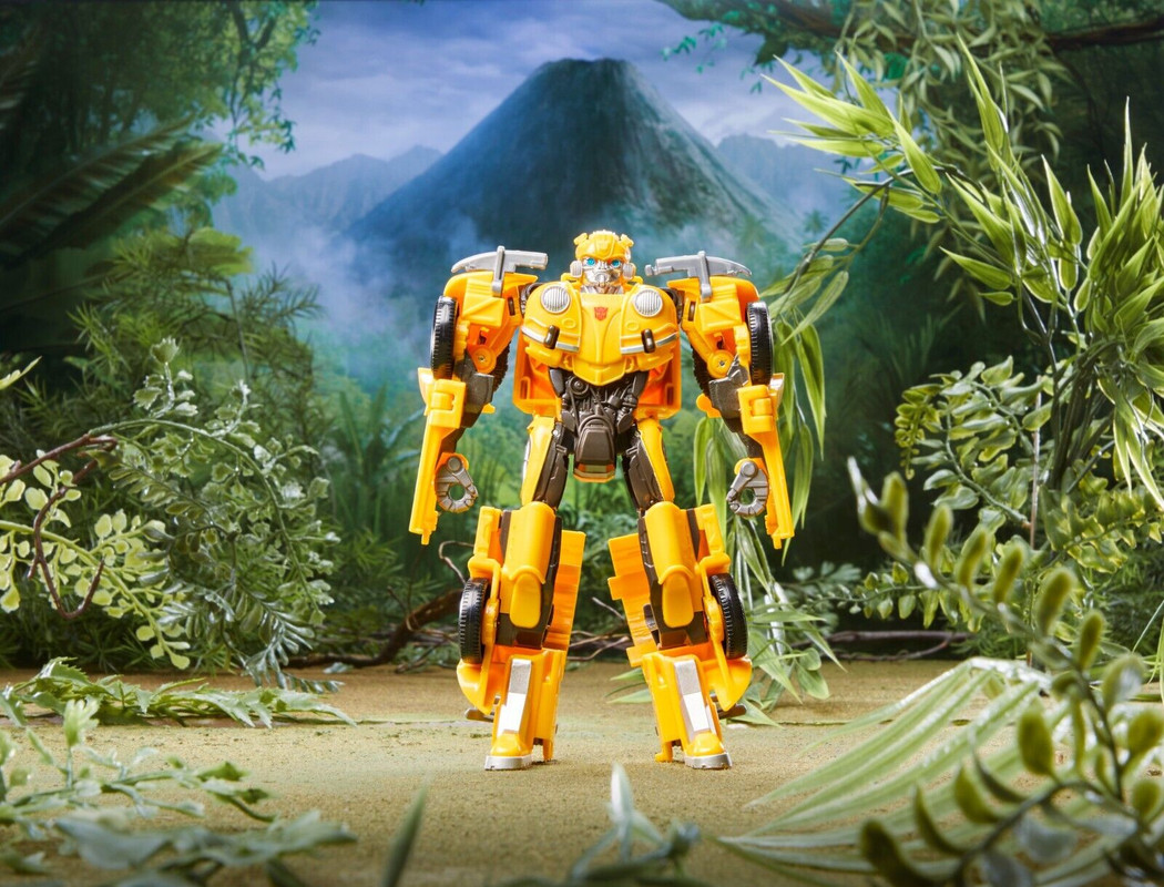 ROTB-Autobots-Unite-Bumblebee-10