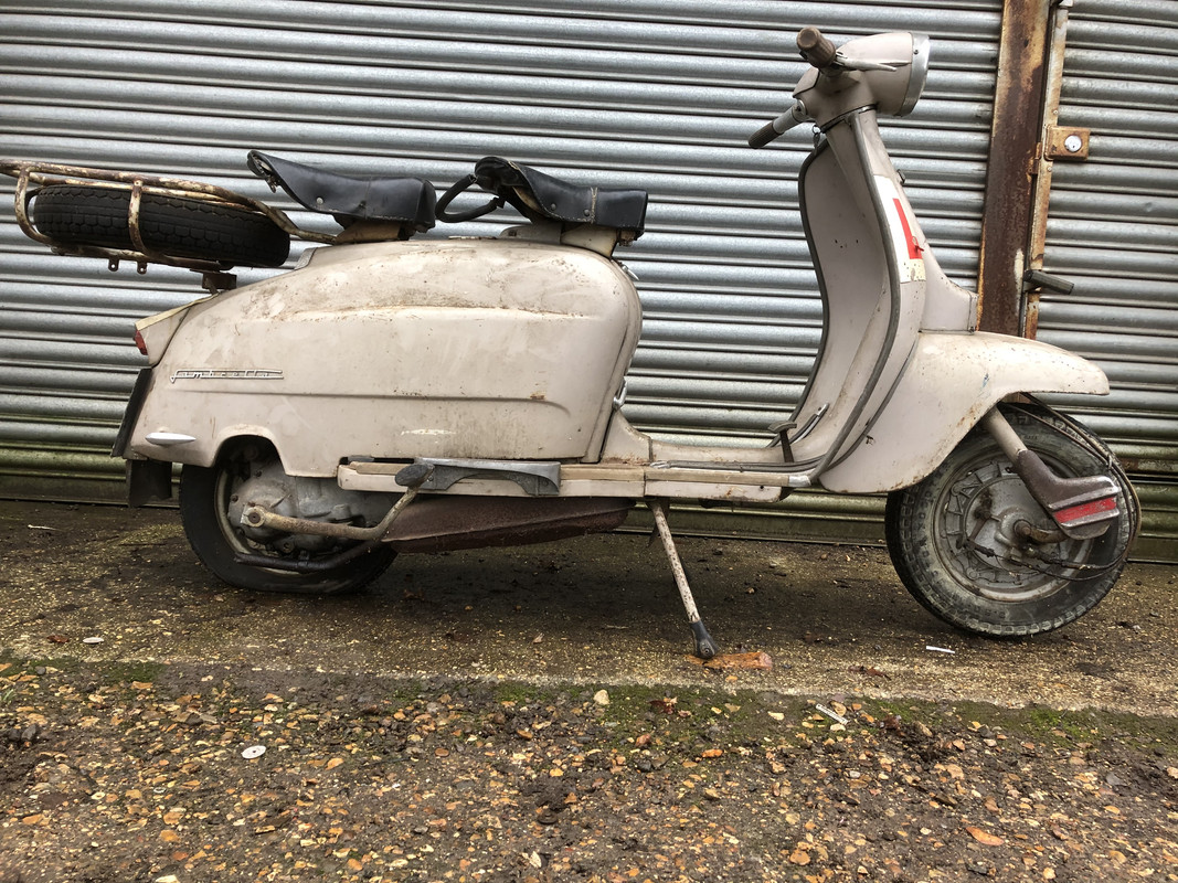 B976CBE9-CA7F-437E-9BFC-6C830BF1BEEC