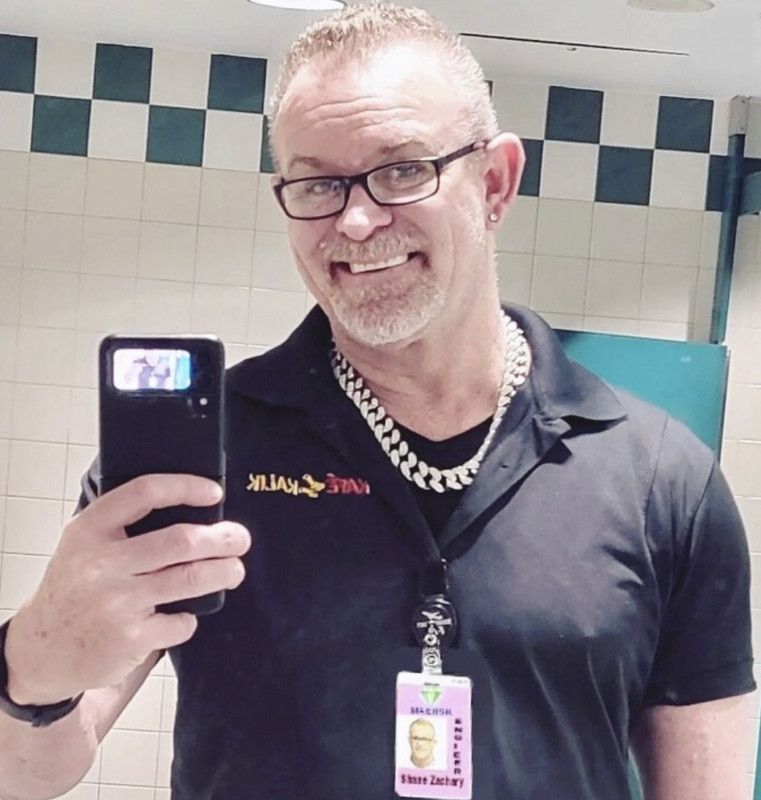 1B61859A-F9EC-4683-BAD2-38CBA8424221