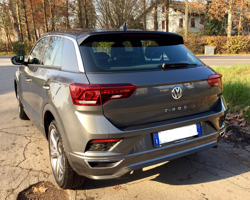 6616EB9C-07B7-4A77-A327-B60E7C4B92B1