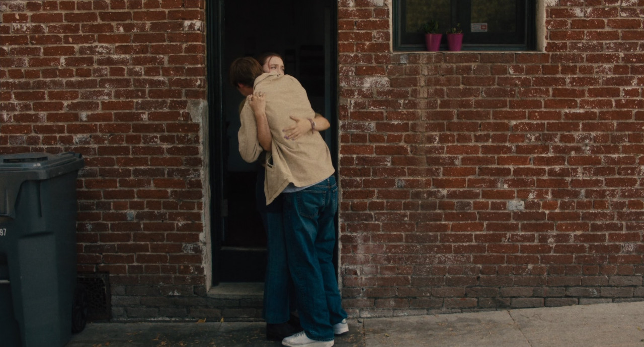 Lady Bird (2017).mkv_snapshot_00.45.01_[2018.03.02_18.08.17]