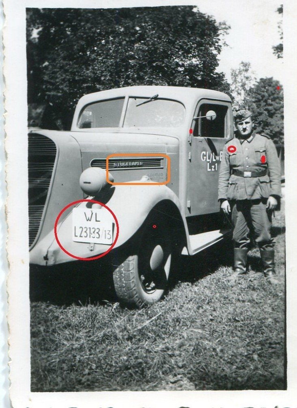 Foto 2WK Beute LKW der Luftwaffe