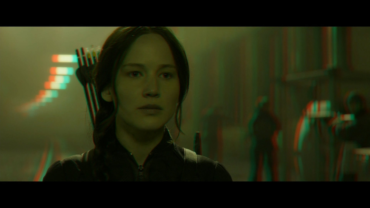The.Hunger.Games_Mockingjay.Part.2.(2015).3D.(Anaglyph_Dubois).mkv_20220826_123025.622