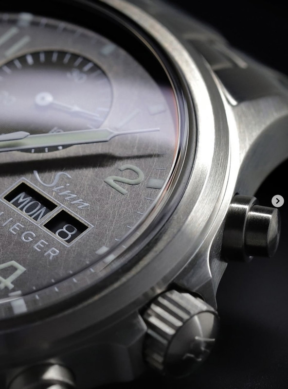 DBB54A9F-4EB8-4564-B092-1E0D65754553