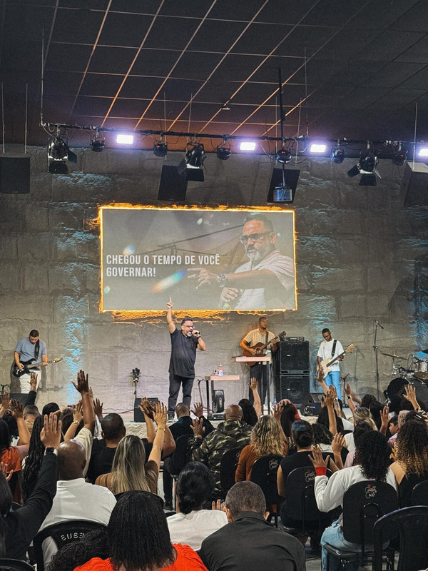 Cordão de três dobras