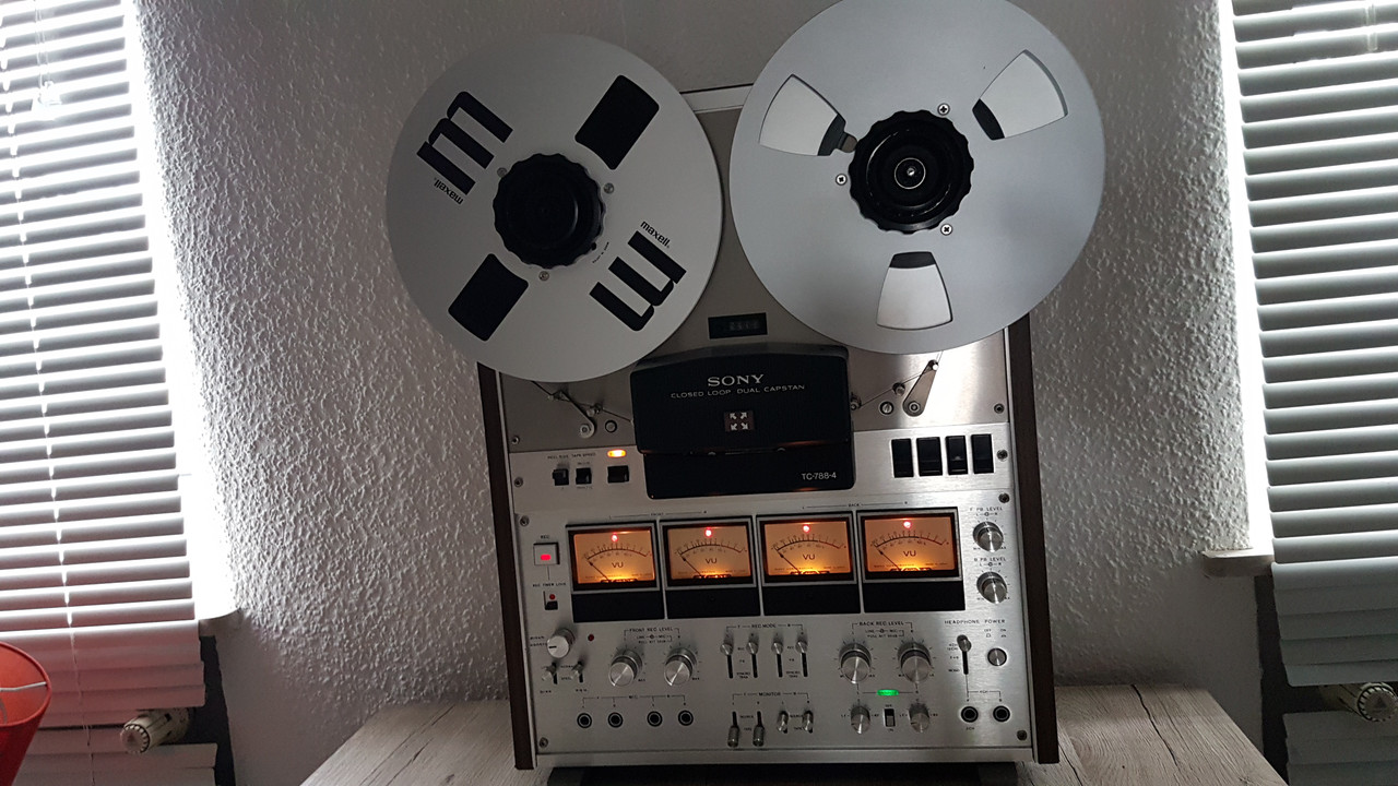 [Bild: sony-tc-788.jpg]