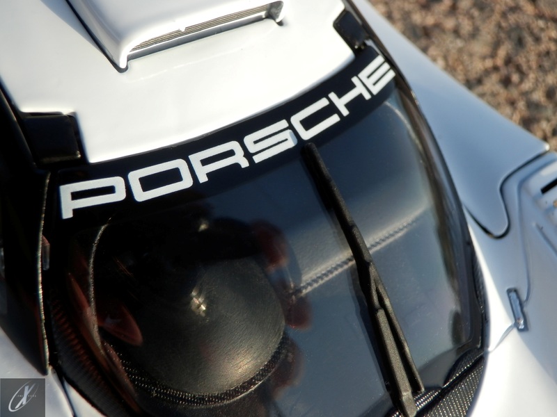 Porsche 911 GT1 Strassenversion (34)