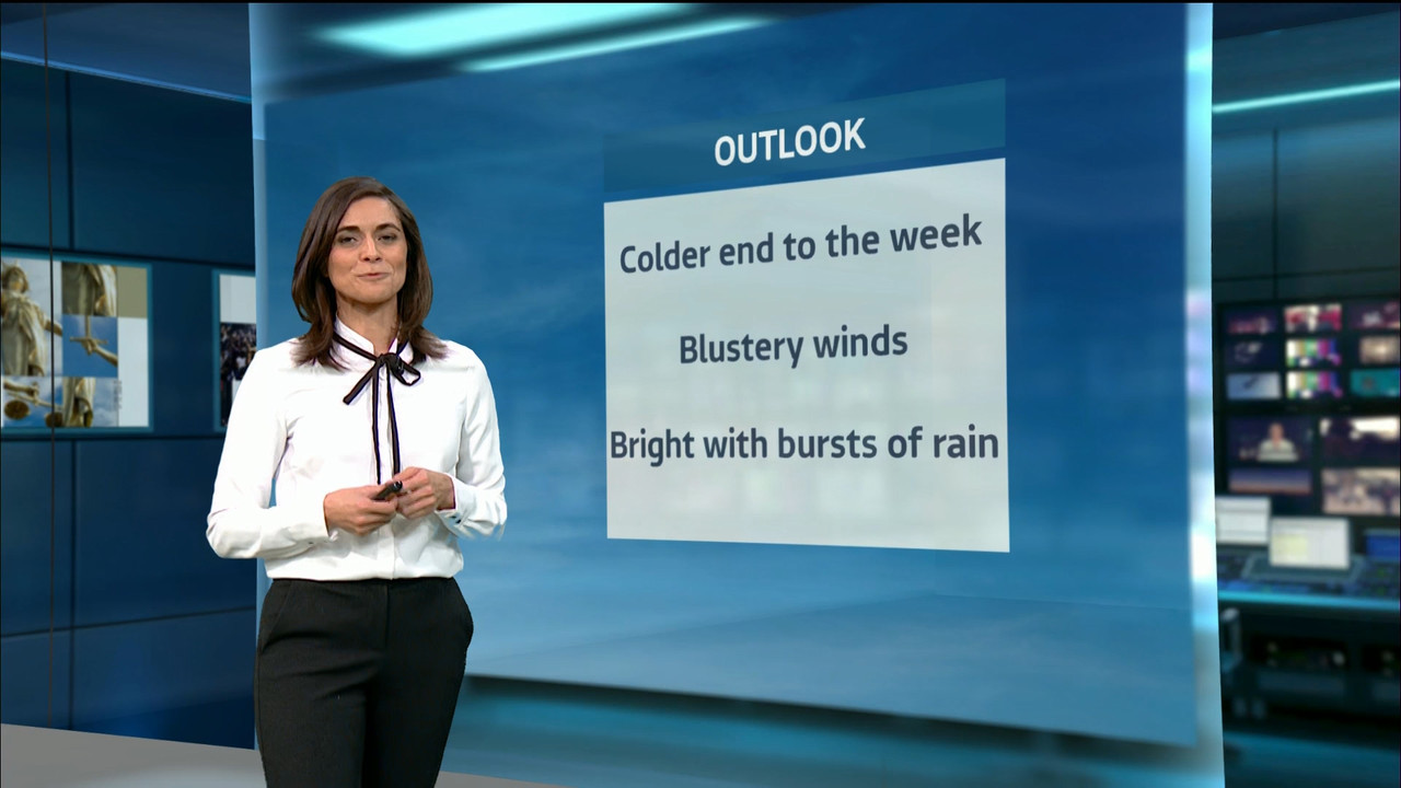 ITV Evening News_20221115_18301930.ts_snapshot_00.51.26.501