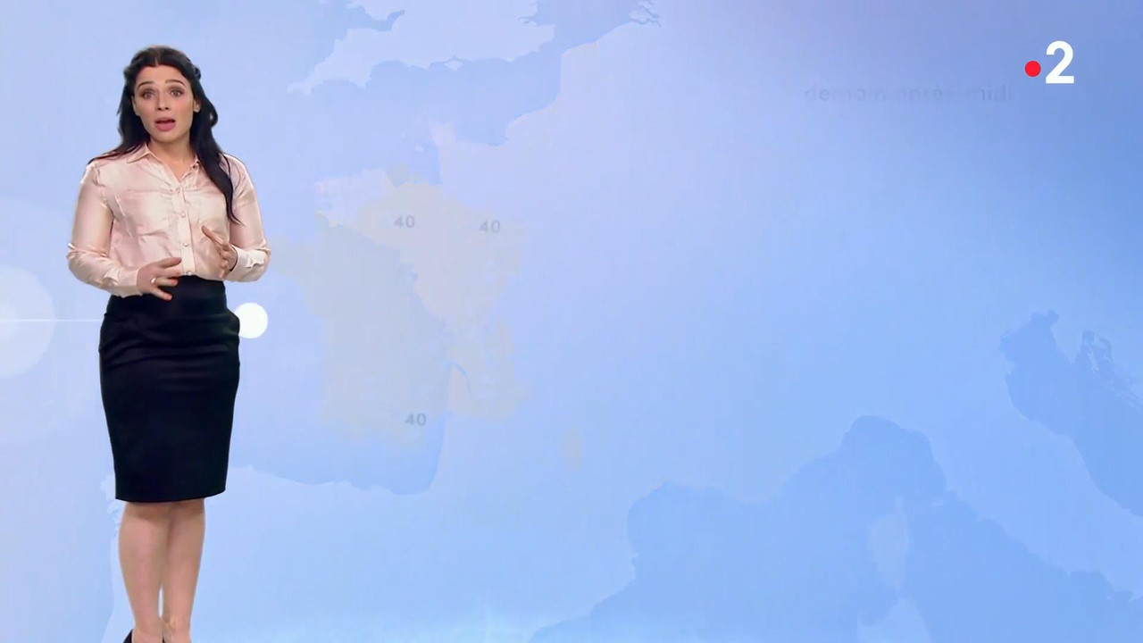 Virginie Hilssone 220620.mp4_snapshot_01.49_[2020.07.22_23.37.11]