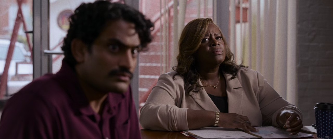 Hit-Man-2024-Hindi-English-Blu-Ray-720p-x265-HEVC-6ch-ESub-mkv-0005