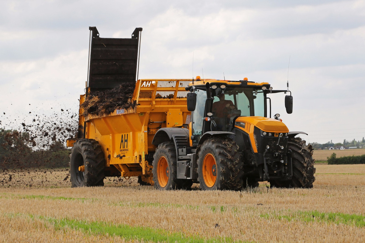 EC576DCE-BC91-43A9-9F97-336DDC21B322