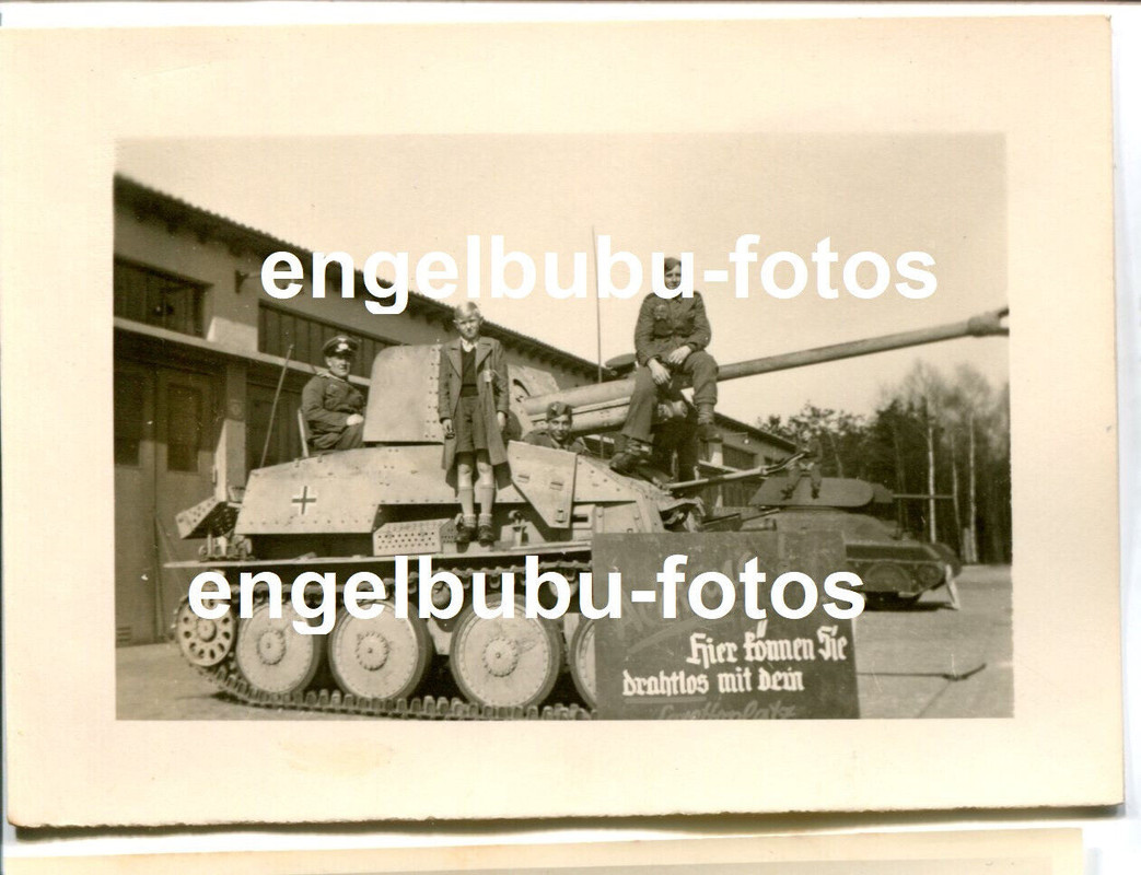 FOTO - Mackensen-Kaserne -Karlsruhe- - PANZER - SFL - Panzerjäger -MARDER II- -3