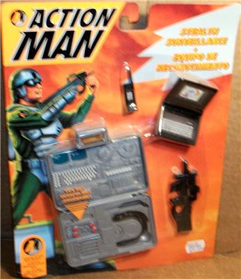 Action Man urban figures, carded sets and vehicles. AED83-D2-B-9-A95-405-B-84-DA-9-D7-A76-F04-A27