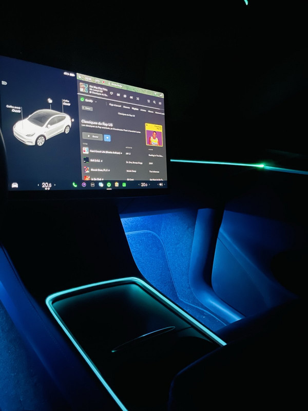 9509D38D-C624-47C8-8456-270EAFBCB69A