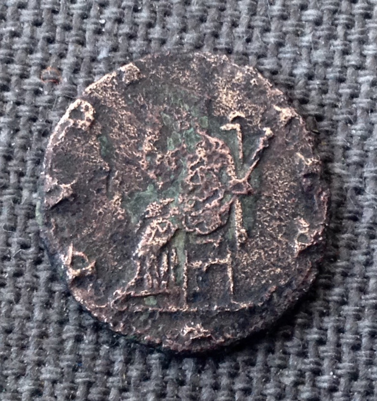 Antoniniano híbrido de Galieno. PVDICITIA. Pudicitia sedente a izq. IMG-6076