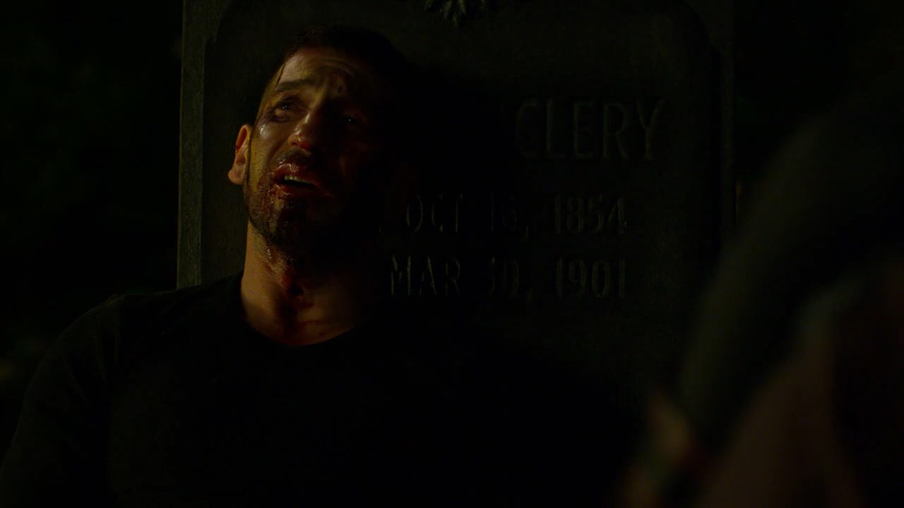 Marvel's Daredevil (2016) Season 2 [Hindi + English] WebRip 480p 720p ESub - Complete Screenshot