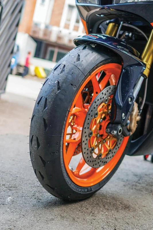 Michelin Power Cup 2 fitment