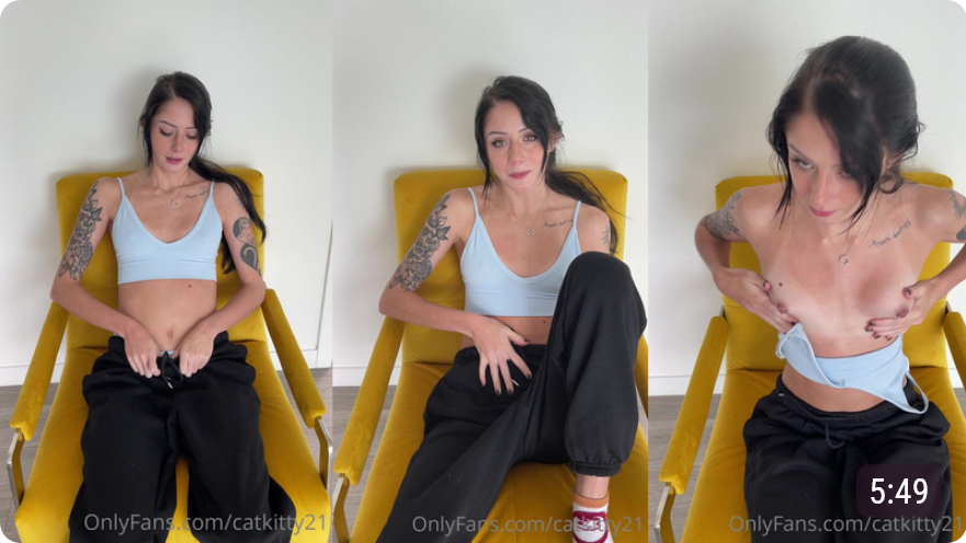 OnlyFans – CatKitty21 Sucking A Hard Cock