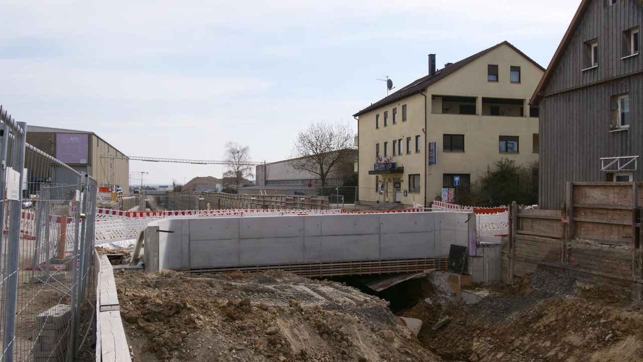 [Bild: 030426-105226-159b.jpg]