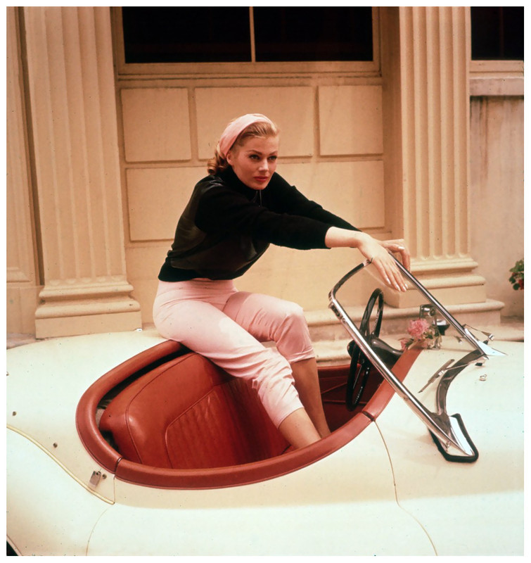 anita_ekberg_mc77