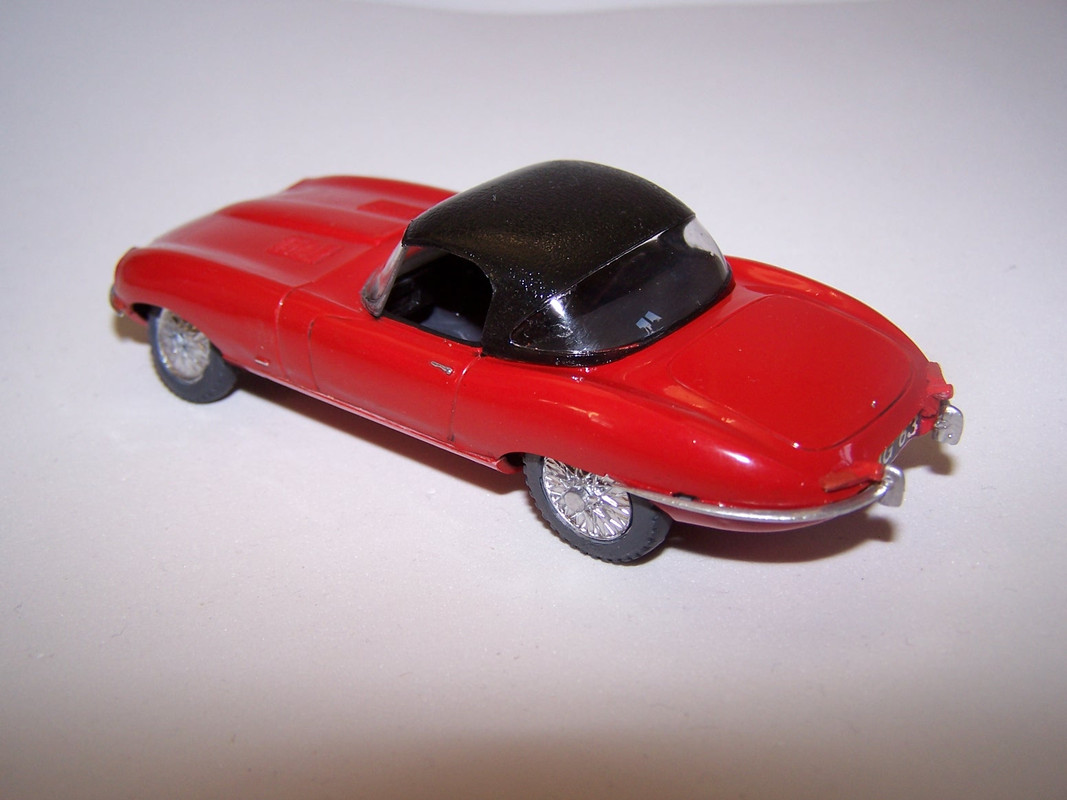 Airfix_E-type_Jaguar_PR