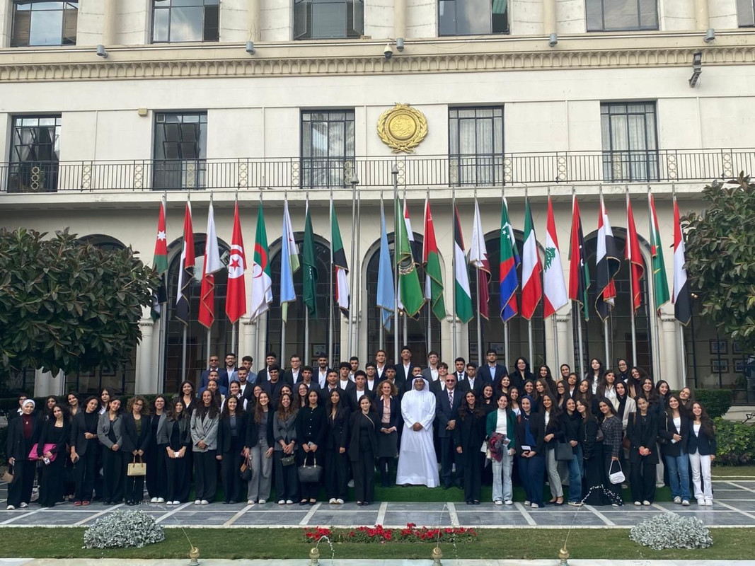 GUC Students at the League of Arab States premises