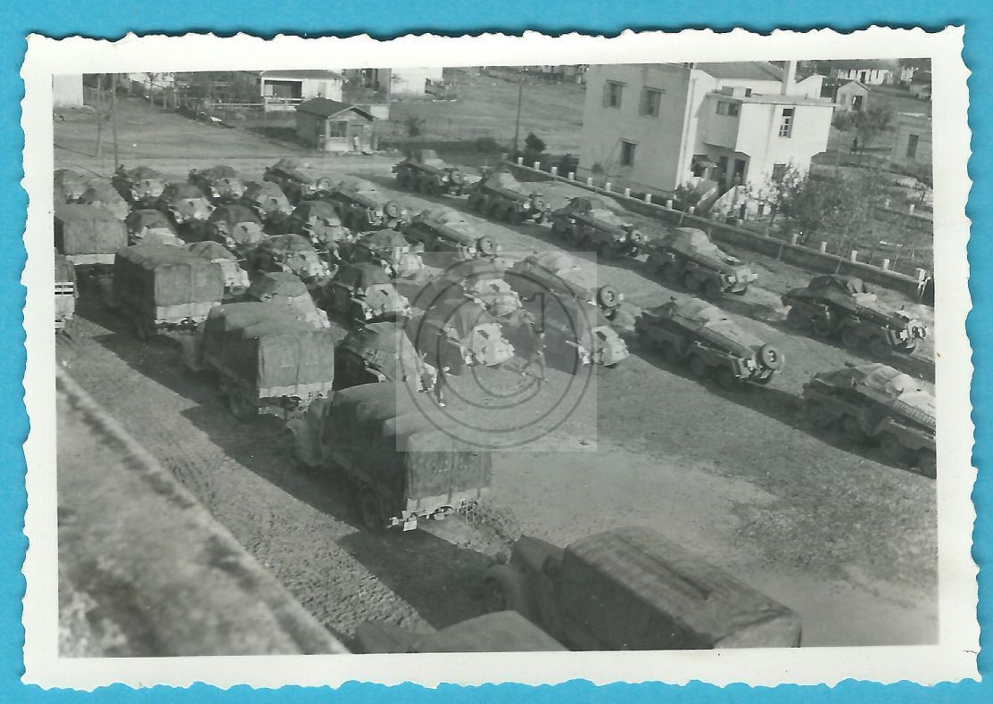 SD KFZ 233 schwerer 8- Rad Panzerspähwagen mit 7