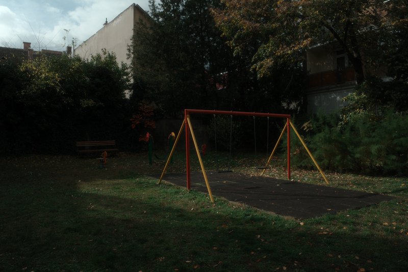 photo1