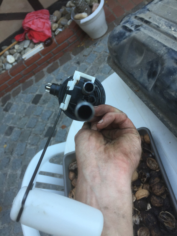 78795D04-82EA-4B63-B287-321DCEC6D2DA