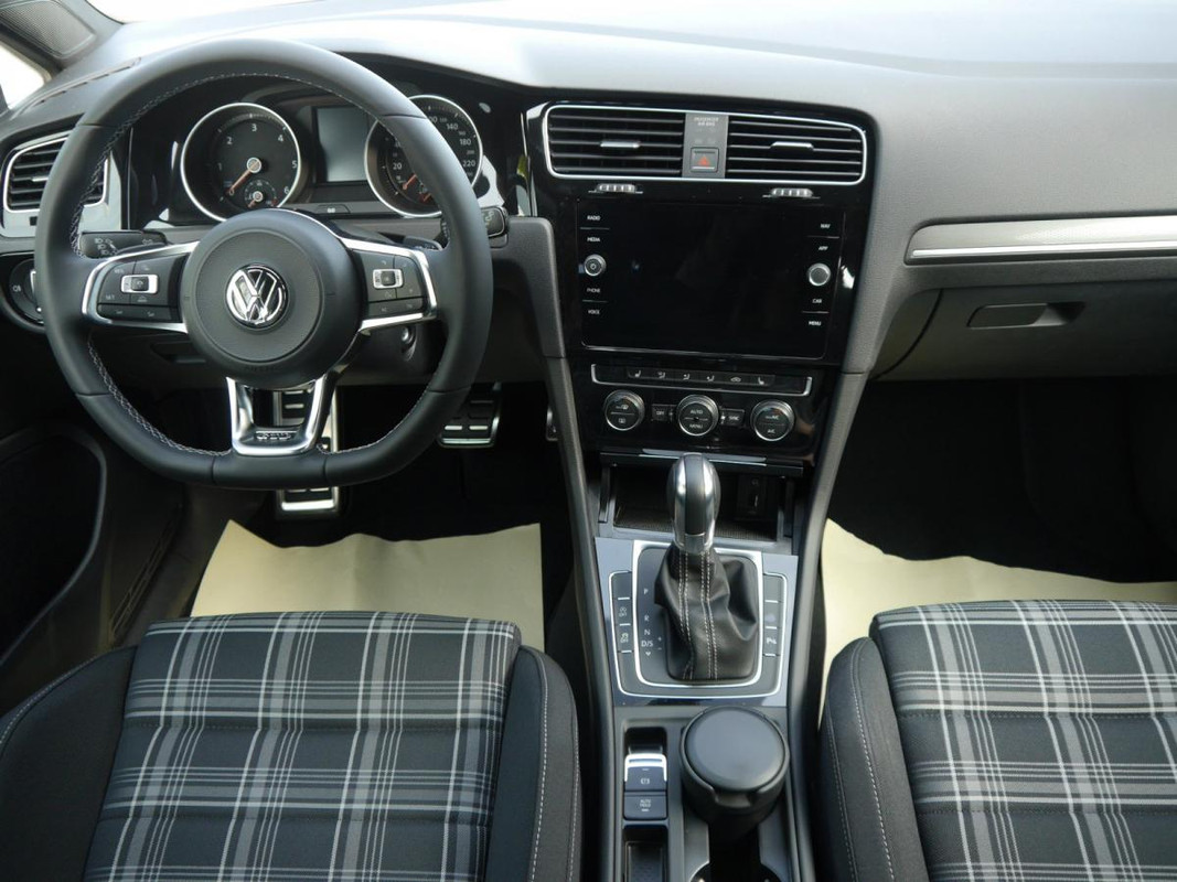 A9CCC508-7912-42CC-8AE5-A89466631D6C