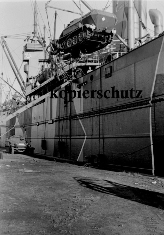 Flandern Schiff Tarn Verladung Schützen-Panzer S