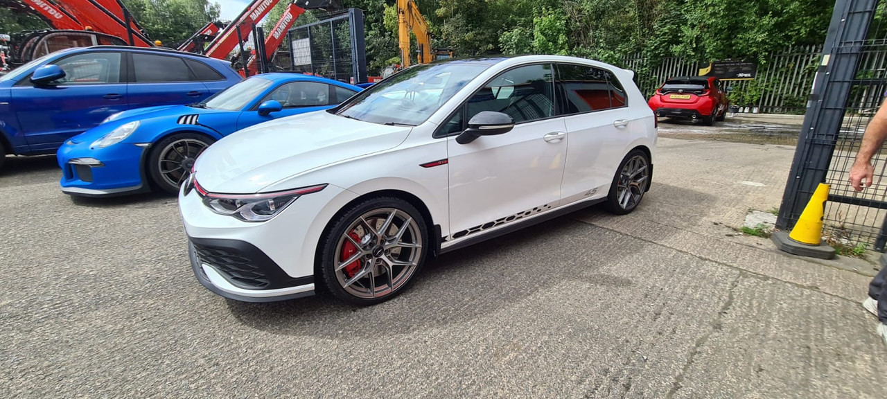 F141F49D-0A8B-4CF1-9E64-AE33DC1A3DA1