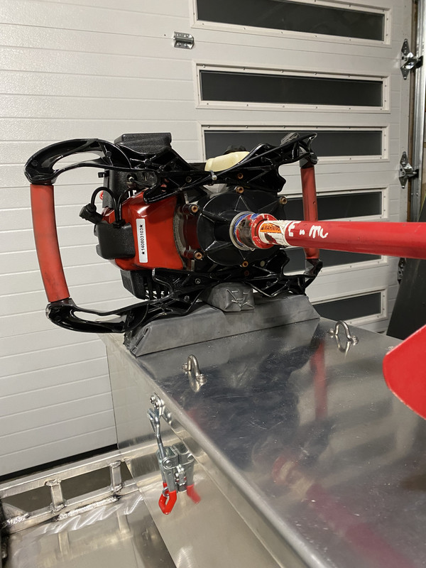 51E5B0A9-4F5F-4E70-AC9E-2CF8087125A8