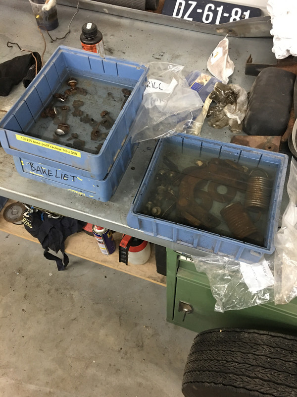 992F5915-750C-4C6C-A168-117711738749