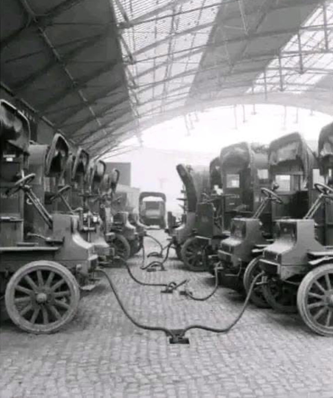 54B2686B-0700-4941-BE06-3E12E733A324