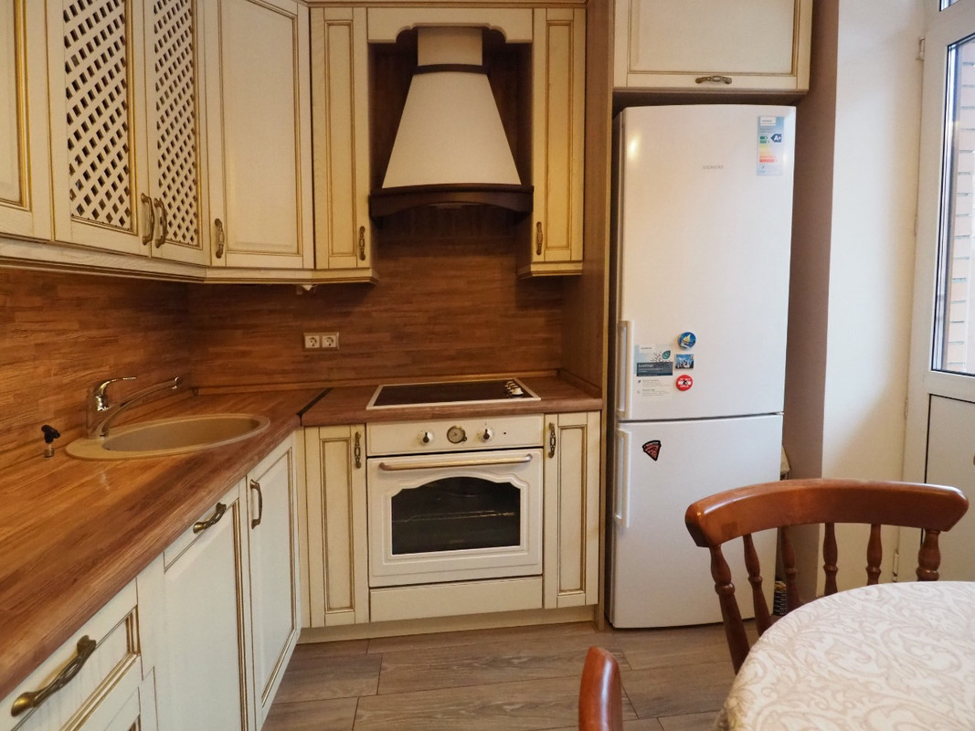 3B5F8FF1-9AAF-41E7-8C4A-3BEF4F245F2E