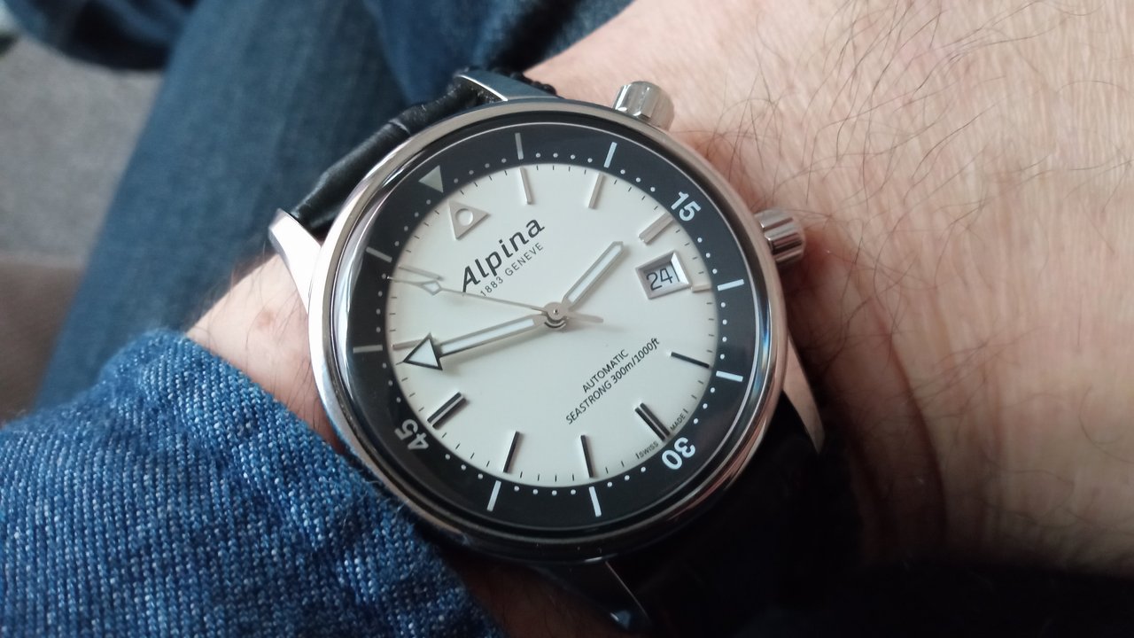 **** La montre du jour ! Vol. 42**** - Page 37 IMG-20241024-144852