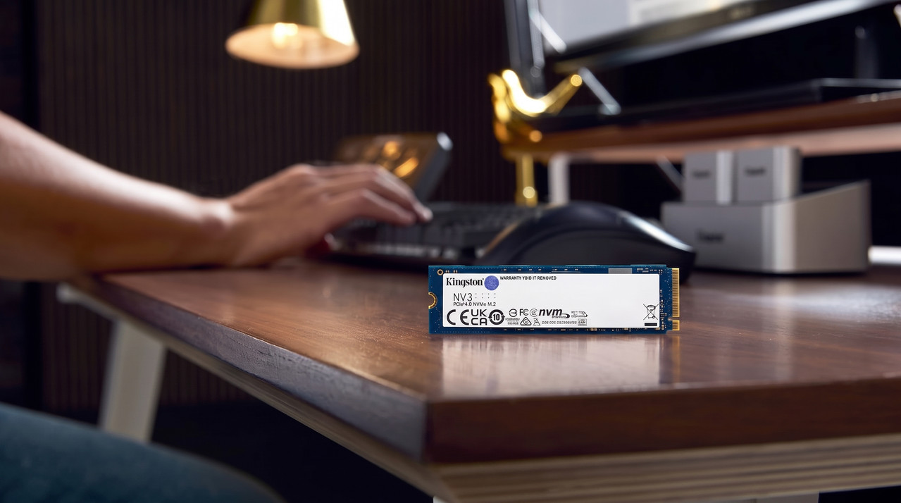 Disco SSD Kingston 1TB NVMe M.2 2280 PCIe Frontal