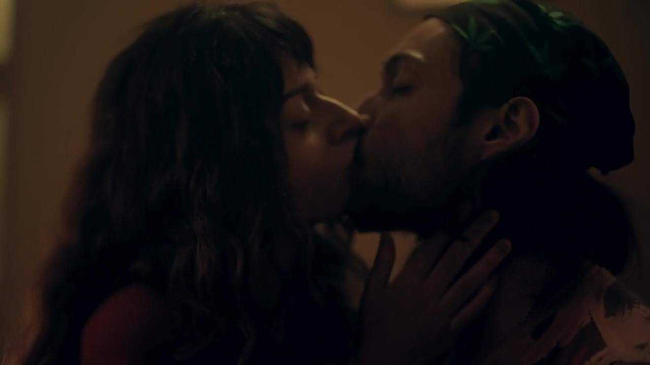 vlcsnap 2025 11 03 23h42m14s909