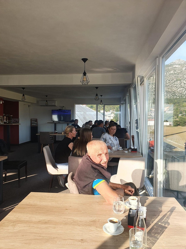 7466B14B-8078-484E-8E81-27D4F67DB56E