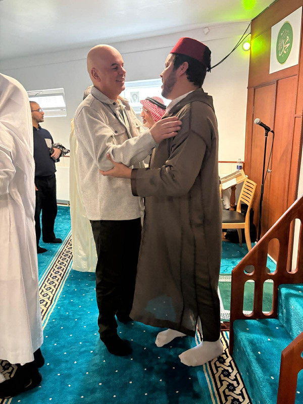 received-2103470503915957